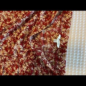 Max Studio midi high low skirt